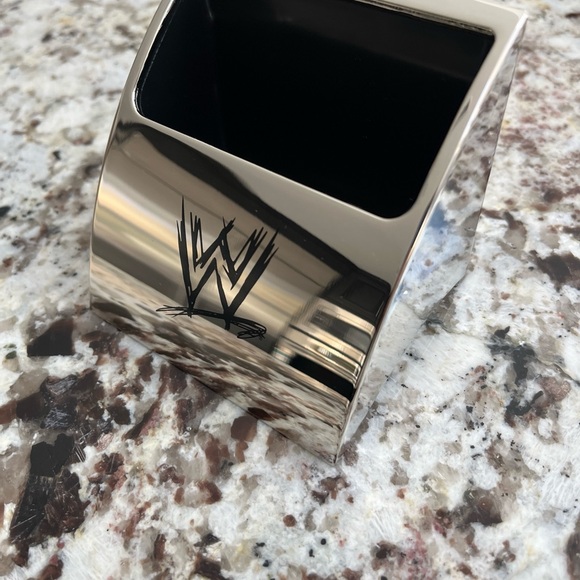 Brand new WWE world wrestling entertainment cel phone holder. - Picture 3 of 9